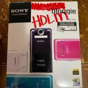 New Sony Bloggie camera